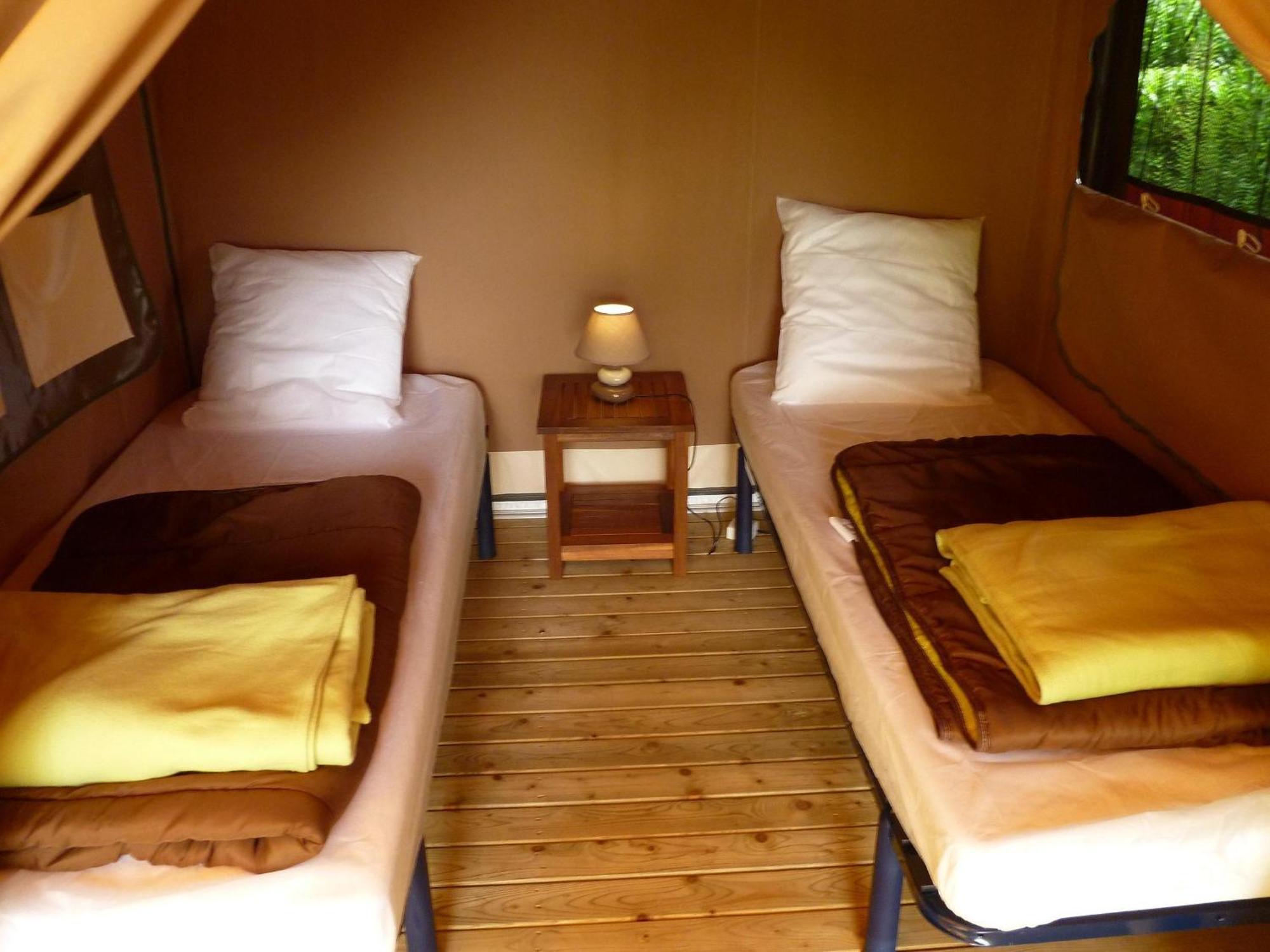 Camping Le Freche A L'Ane Pléboulle Eksteriør bilde